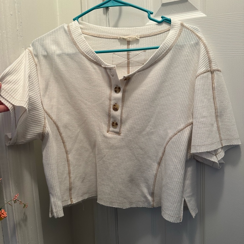 New In Cropped Button Down Shirt